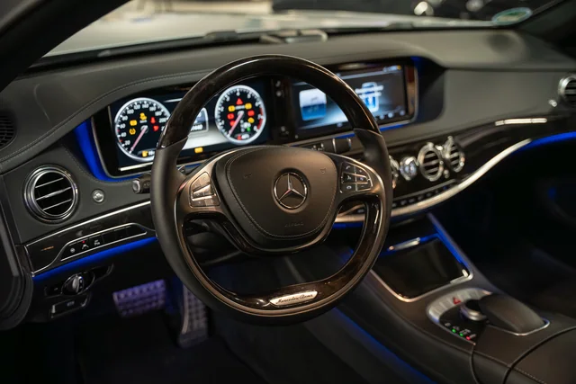 Cockpit der S-Klasse