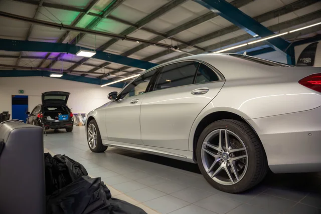 S 500 in der Seitenansicht