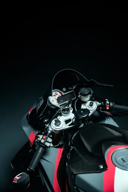Cockpit des Superbikes